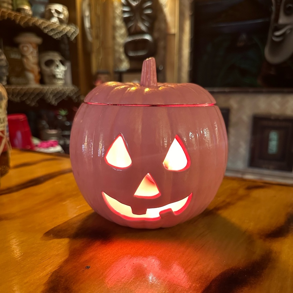 Pink Ceramic Pumpkin - 6” Tall (NWT)